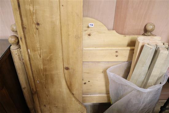 A pine single bed, W.100cm